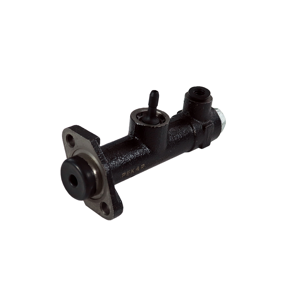 Цилиндр сцепления главный